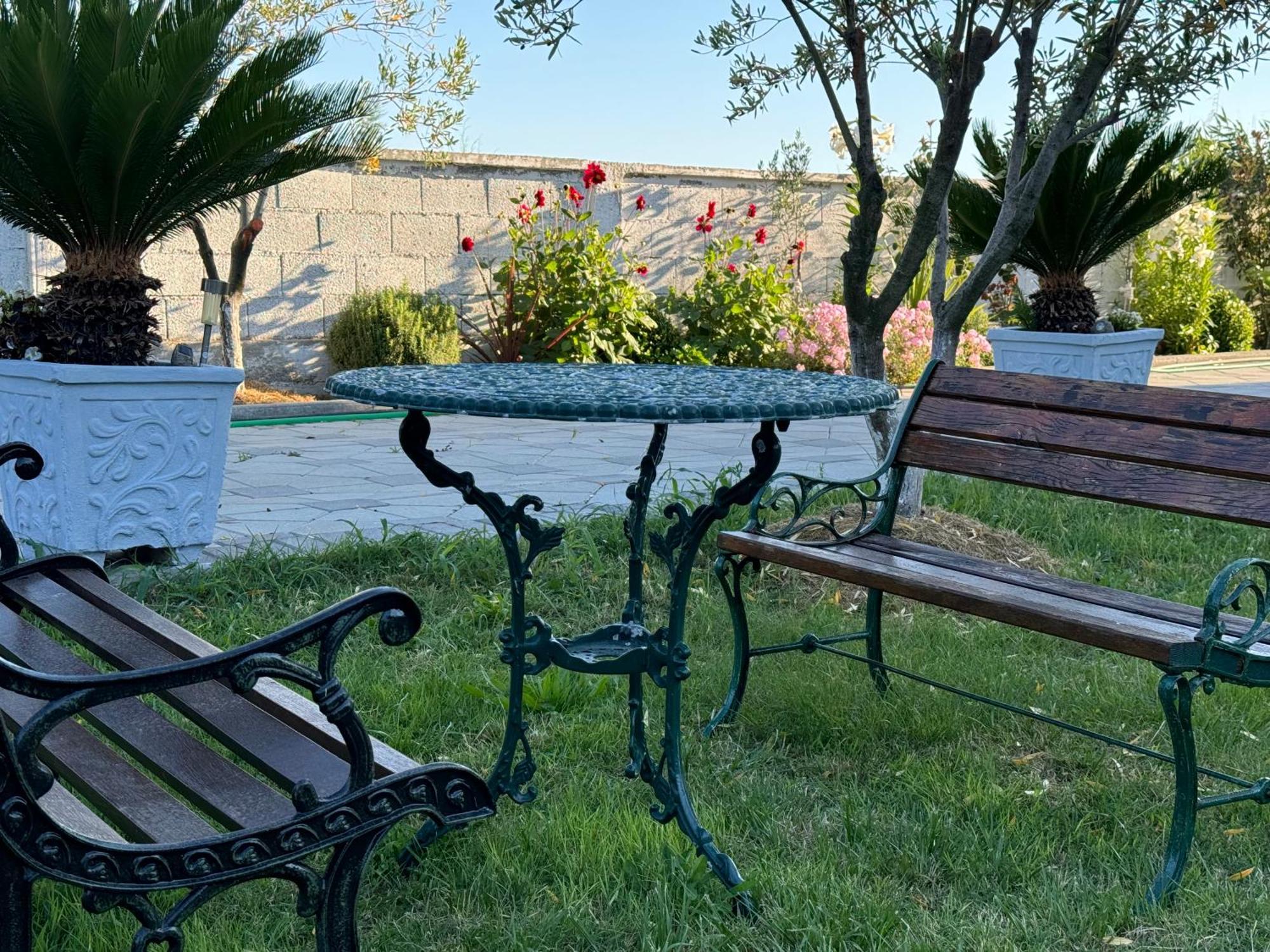 Kunevain Guest House Лежа Экстерьер фото
