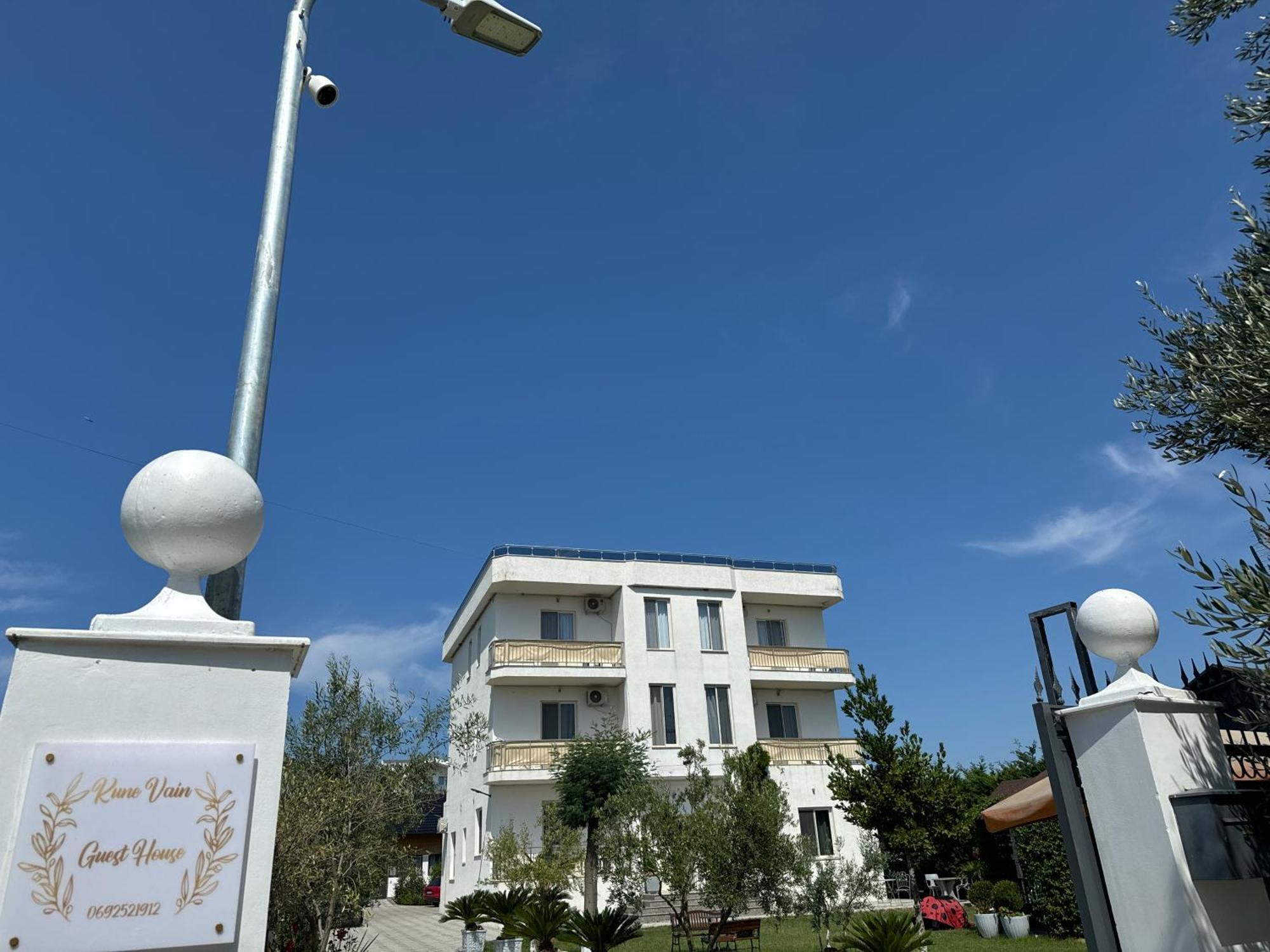 Kunevain Guest House Лежа Экстерьер фото