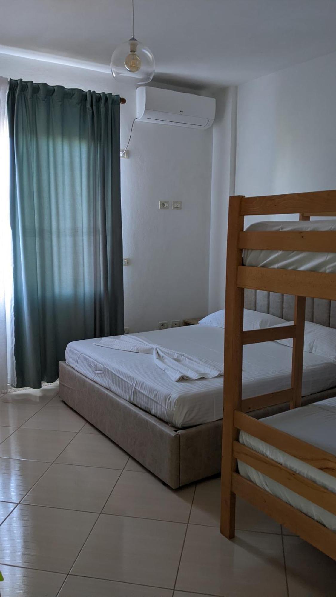 Kunevain Guest House Лежа Экстерьер фото